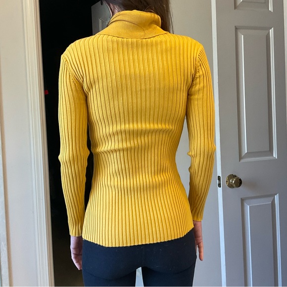 Cowl Neck Sweater Ribbed, Yellow, soft, lots of stretch, with sunscreen, Sz S - Picture 7 of 7